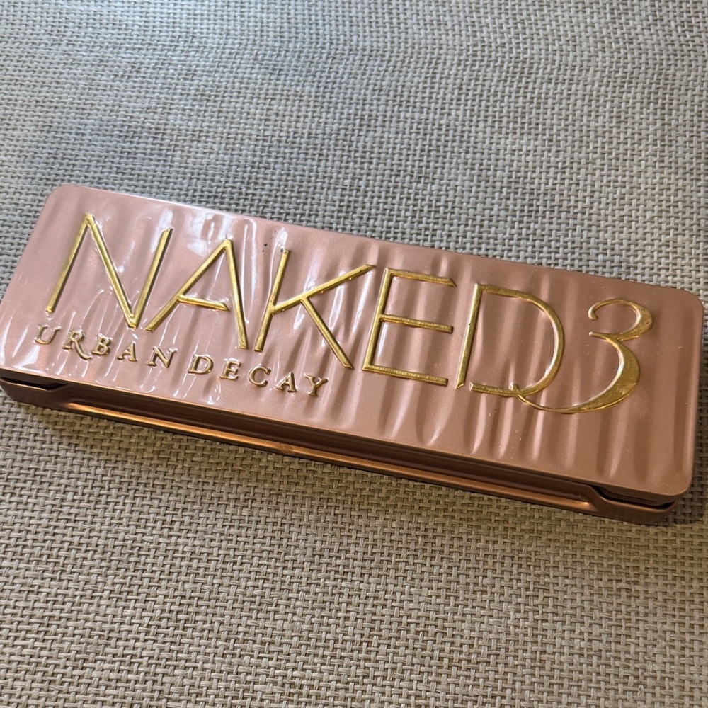 Urban Decay Naked3 Palette - Warm Metallic eye makeup look pinks purples neutral